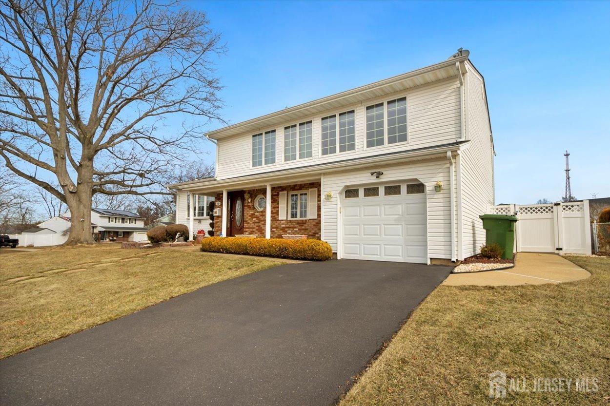 30 Yorkshire Place, Sayreville, New Jersey image 2