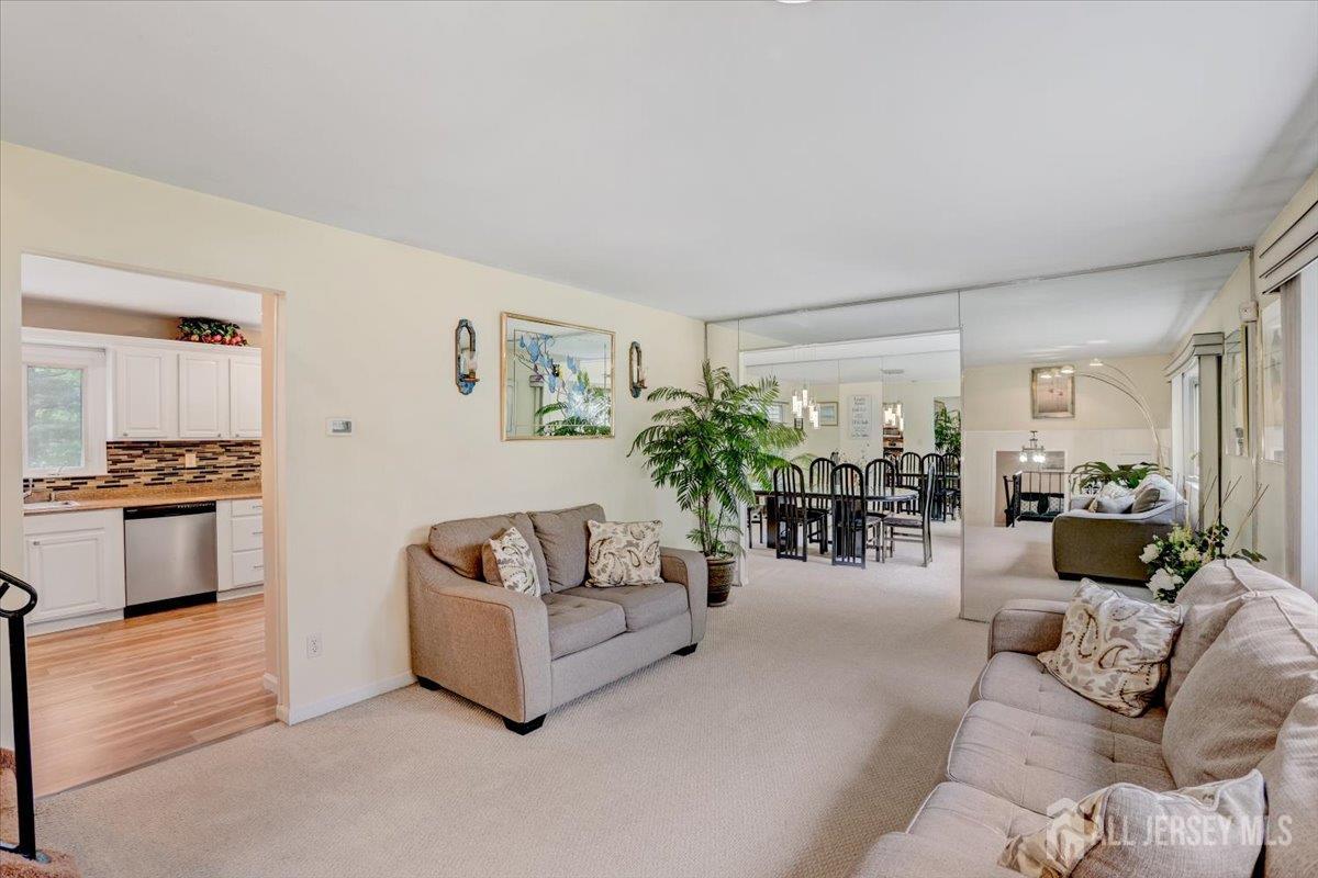 61 Rocky Brook Road, East Windsor, New Jersey image 7