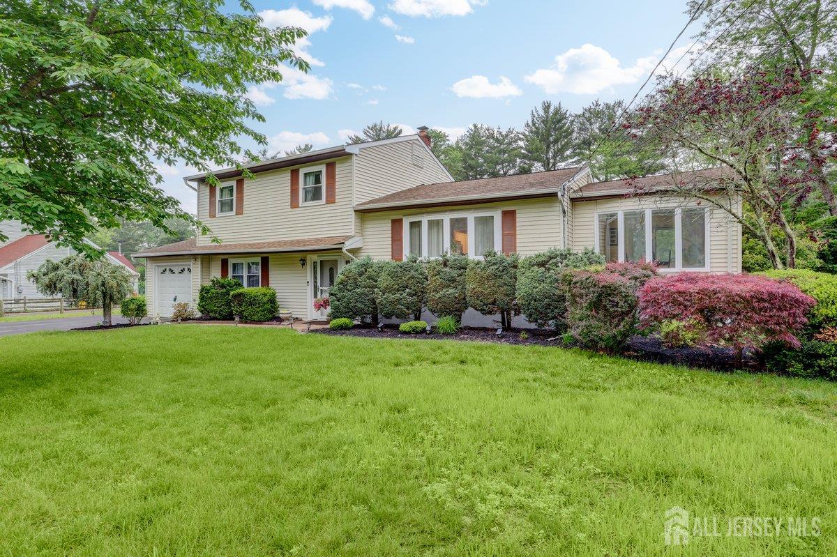 61 Rocky Brook Road, East Windsor, New Jersey image 3