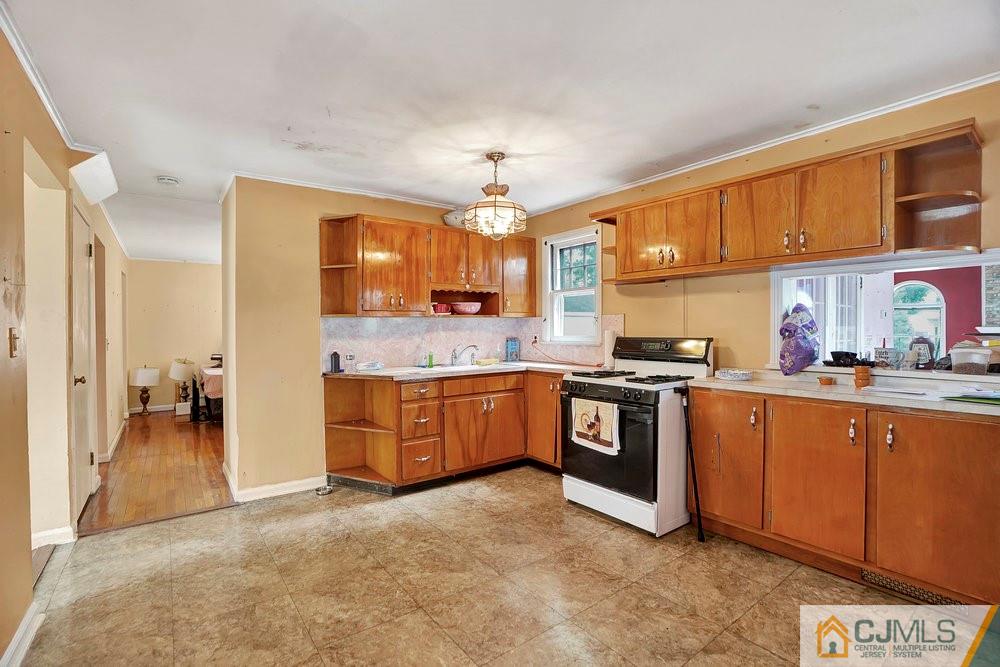 Photo 4 of 25 of 78 Craske Street house
