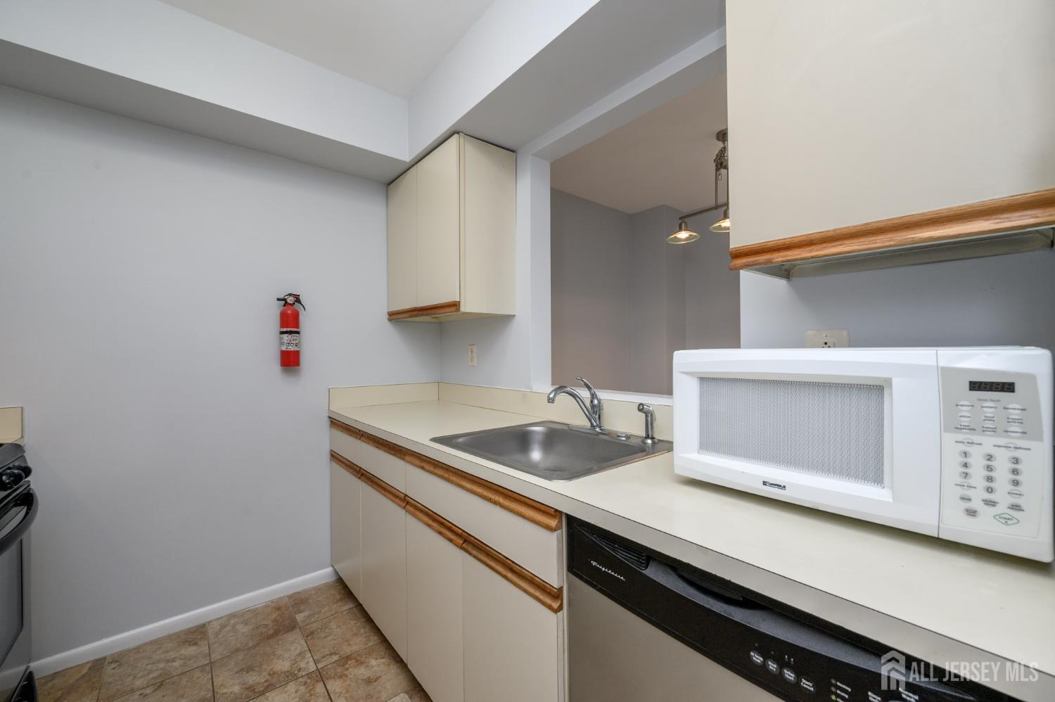 270 Main Street #6, Keansburg, New Jersey image 11