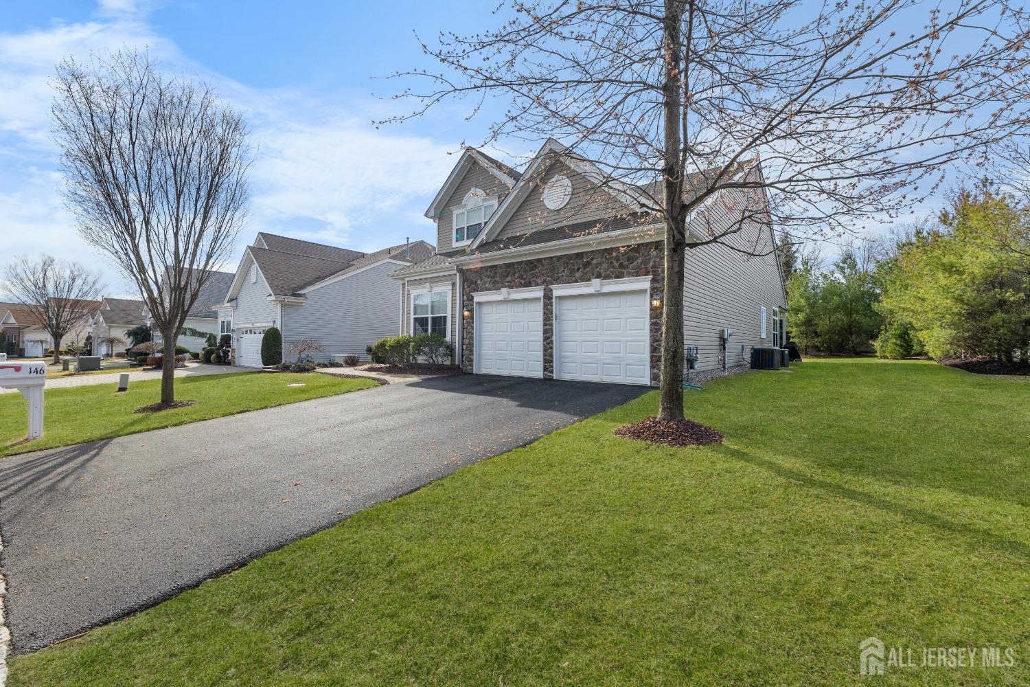 146 Diamond Spring Drive, Monroe Township, New Jersey image 4