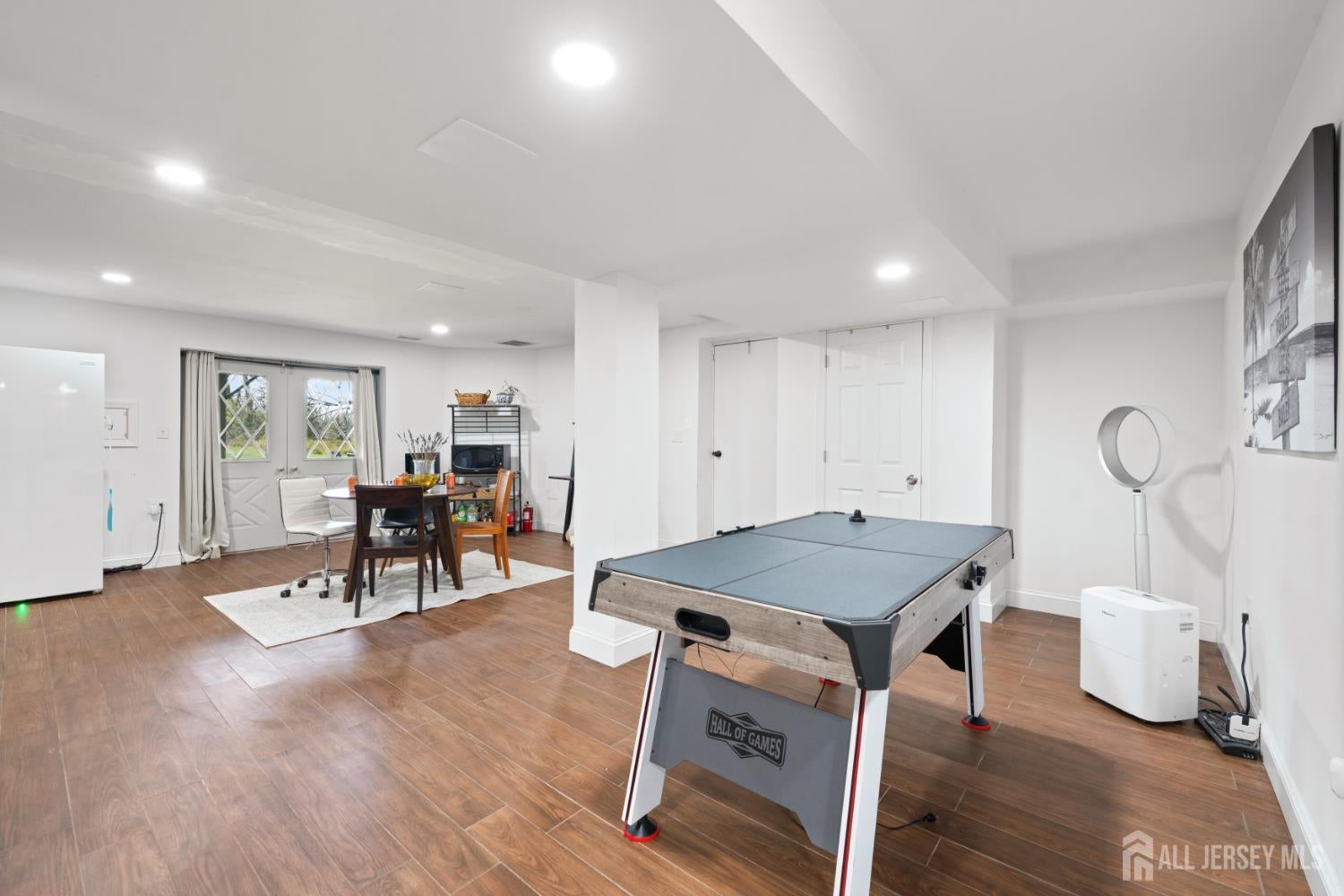 Montgomery, New Jersey, 08502, United States, 5 Bedrooms Bedrooms, ,4 BathroomsBathrooms,Residential,Active,2045807