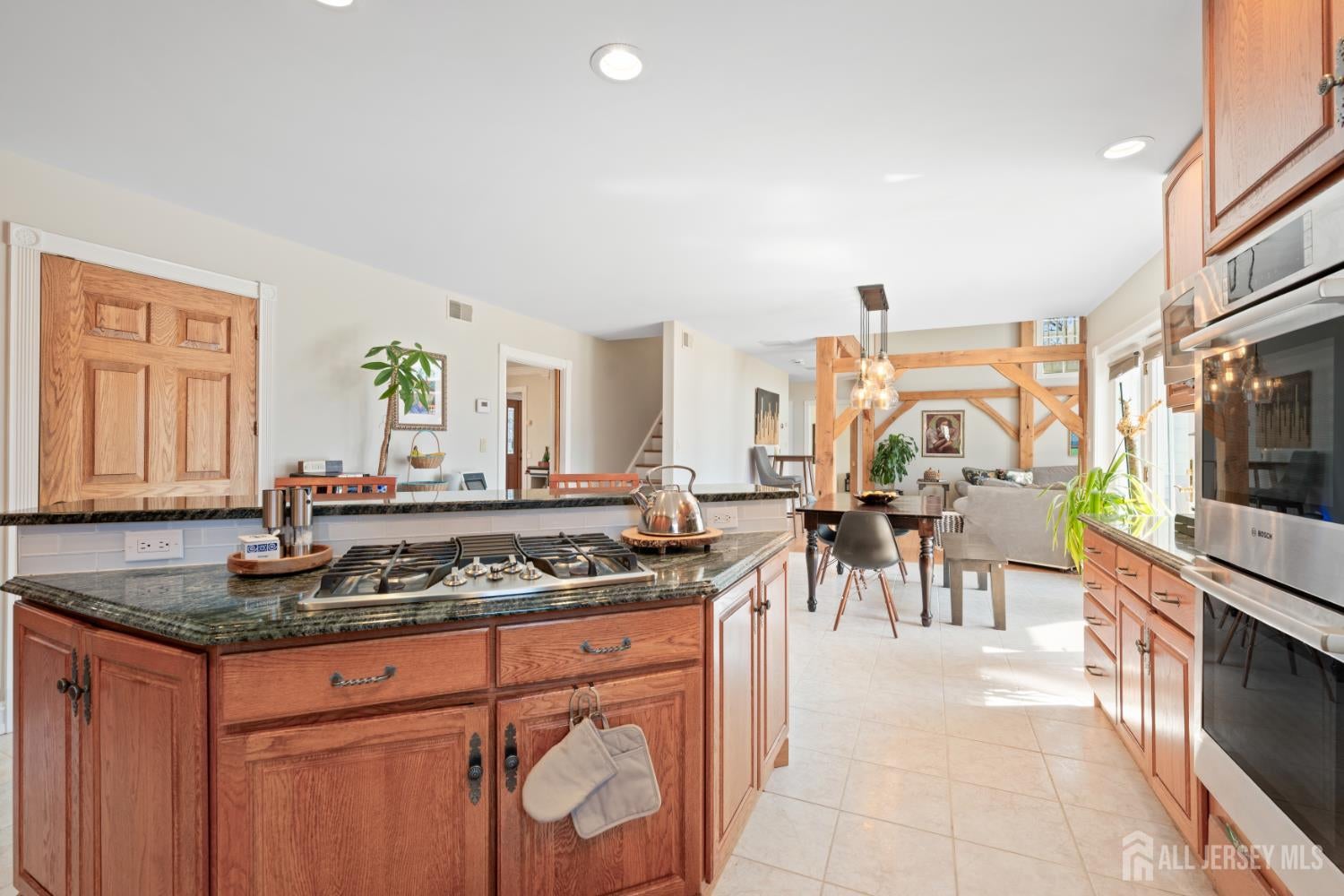 Montgomery, New Jersey, 08502, United States, 5 Bedrooms Bedrooms, ,4 BathroomsBathrooms,Residential,Active,2045807