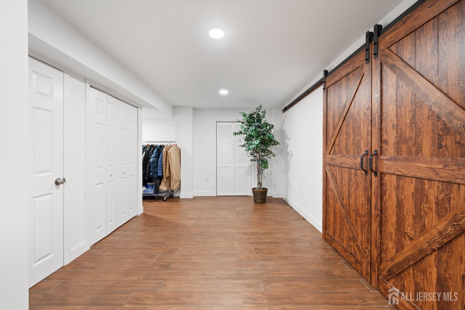Montgomery, New Jersey, 08502, United States, 5 Bedrooms Bedrooms, ,4 BathroomsBathrooms,Residential,Active,2045807