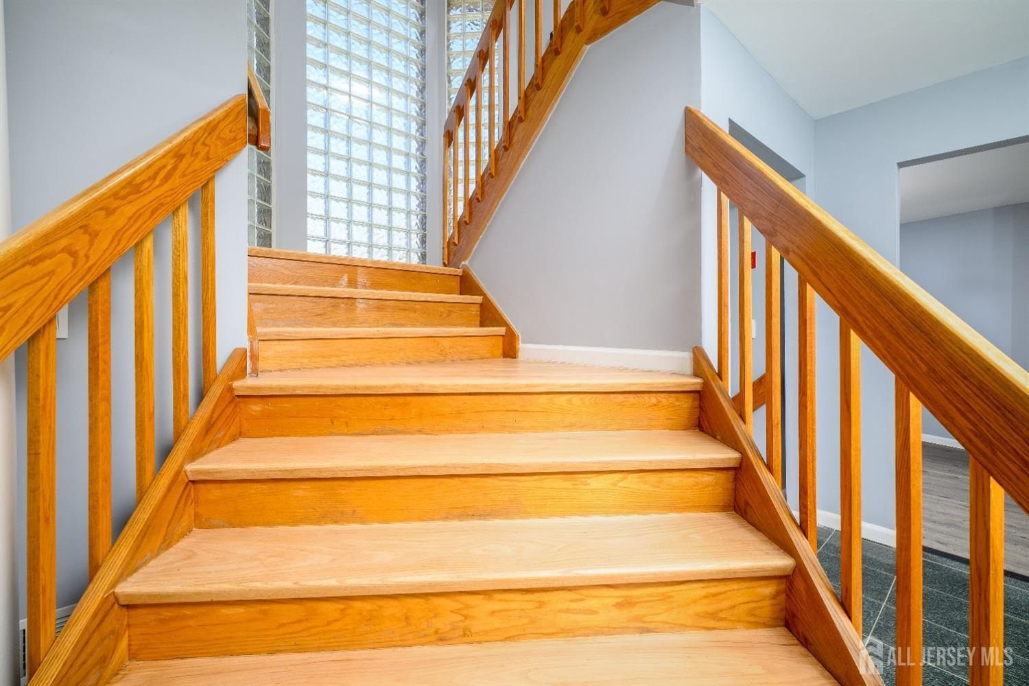 17 Gallo Way, Edison, New Jersey image 14