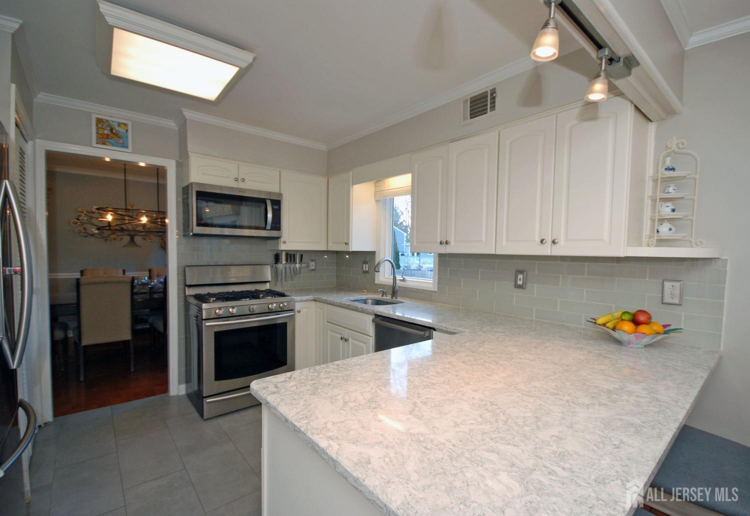 5 Kalman Court, Middlesex, New Jersey image 6