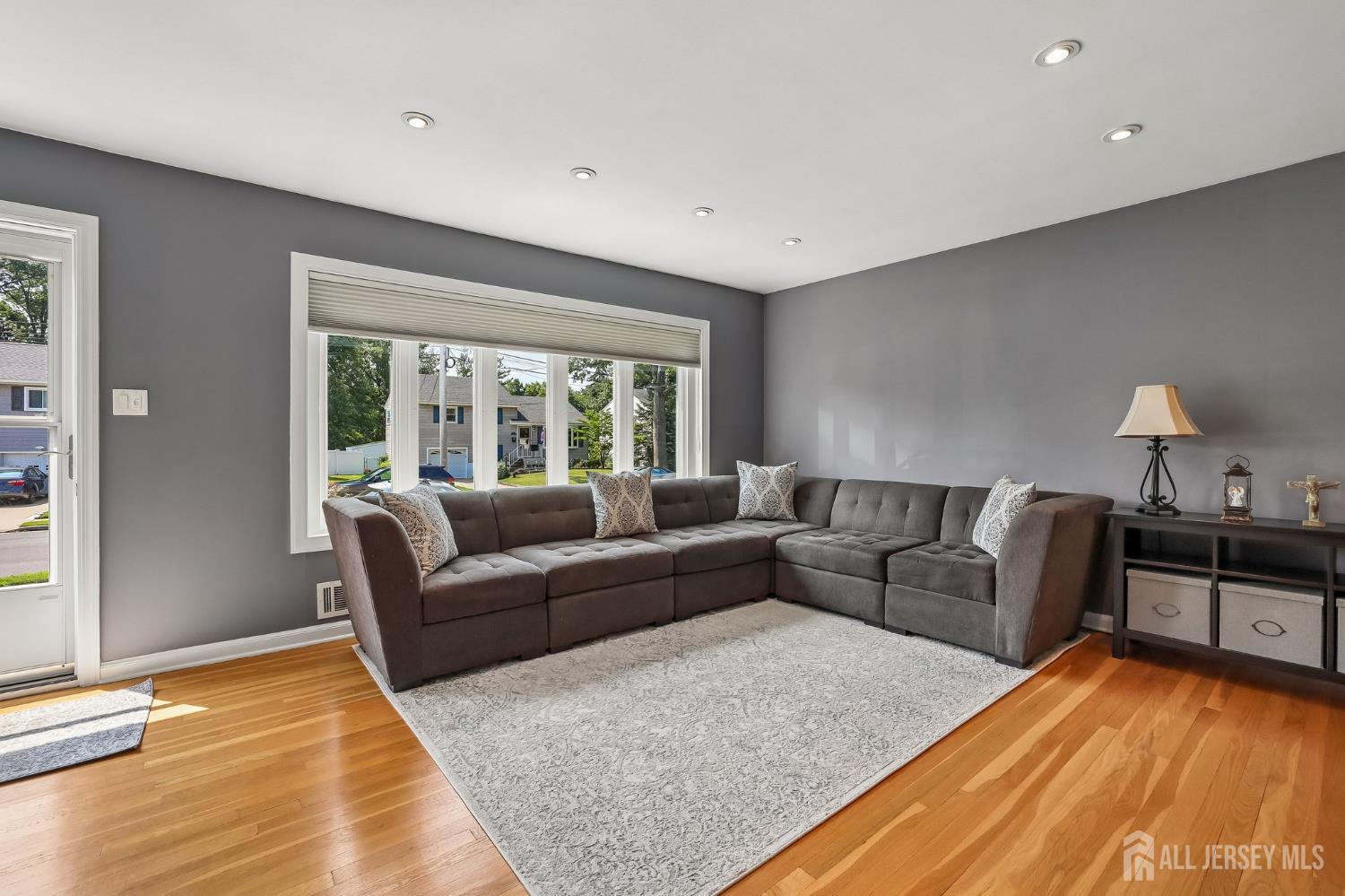 9 Michael Avenue