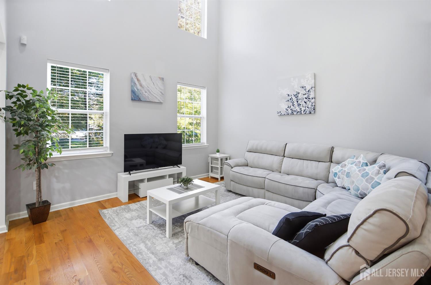 1105 Fir Court