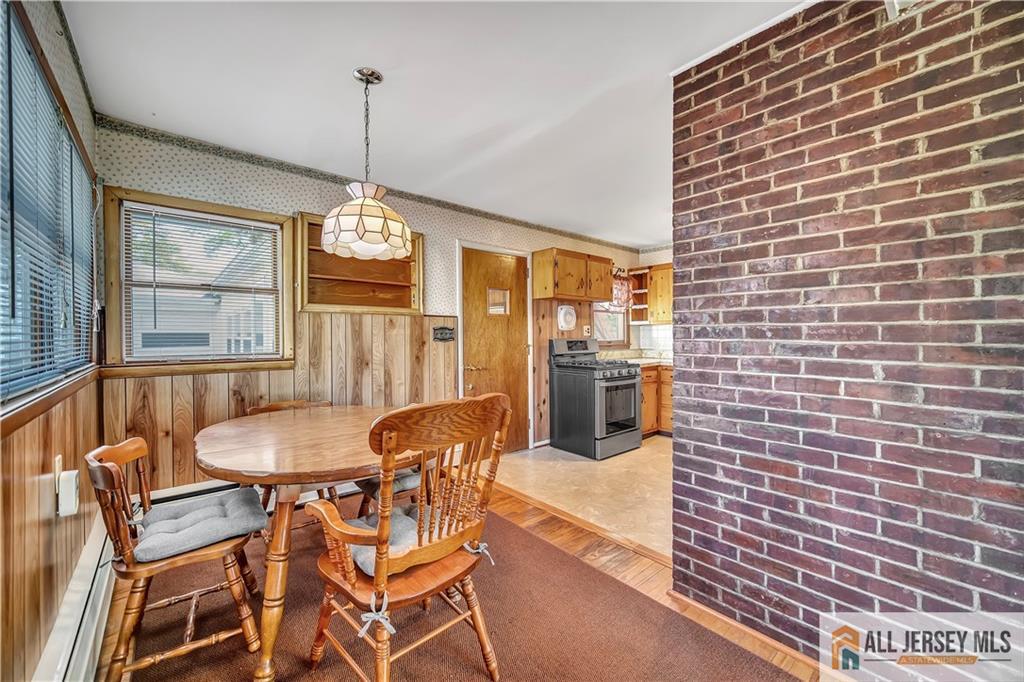 454 Hyatt Street, Avenel, New Jersey image 6