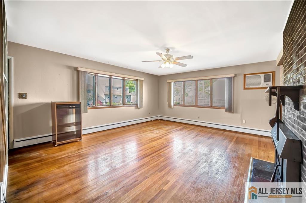 454 Hyatt Street, Avenel, New Jersey image 4