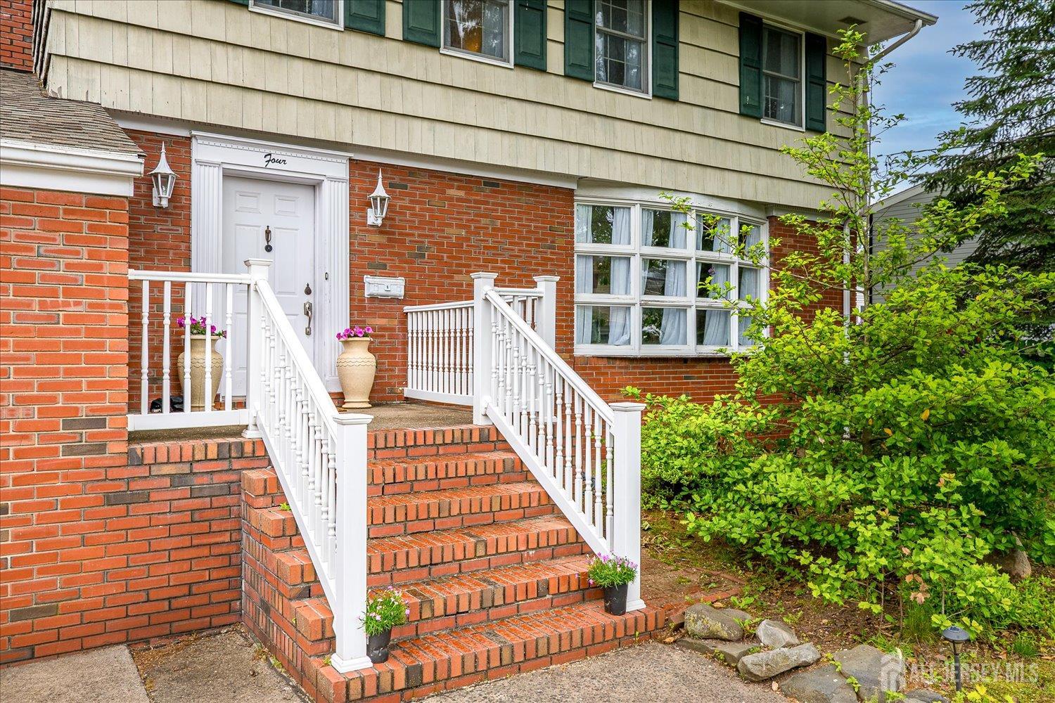 4 Bodnarik Road, Edison, New Jersey image 4