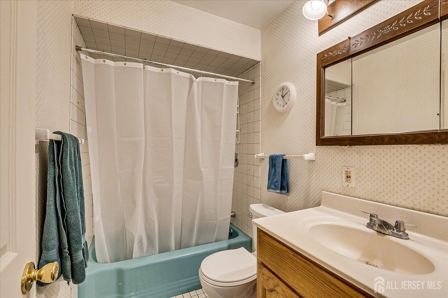 4 Bodnarik Road, Edison, New Jersey image 32