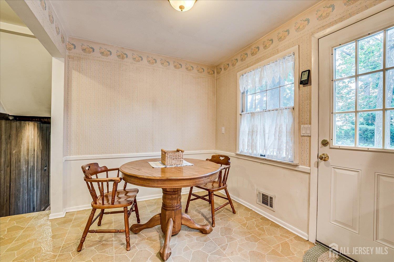 4 Bodnarik Road, Edison, New Jersey image 19