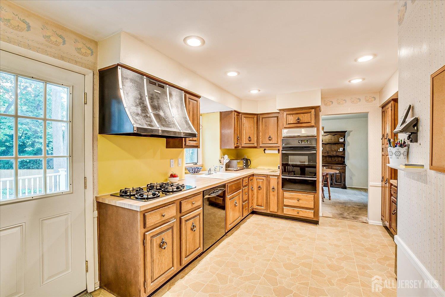 4 Bodnarik Road, Edison, New Jersey image 14