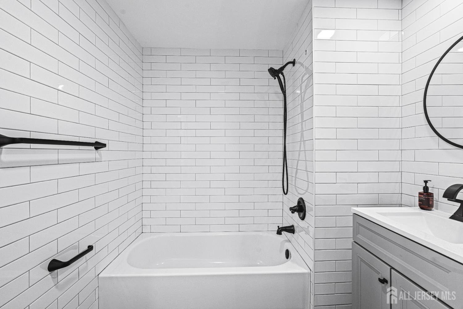 110 Somerset Street #2114, New Brunswick, New Jersey image 14