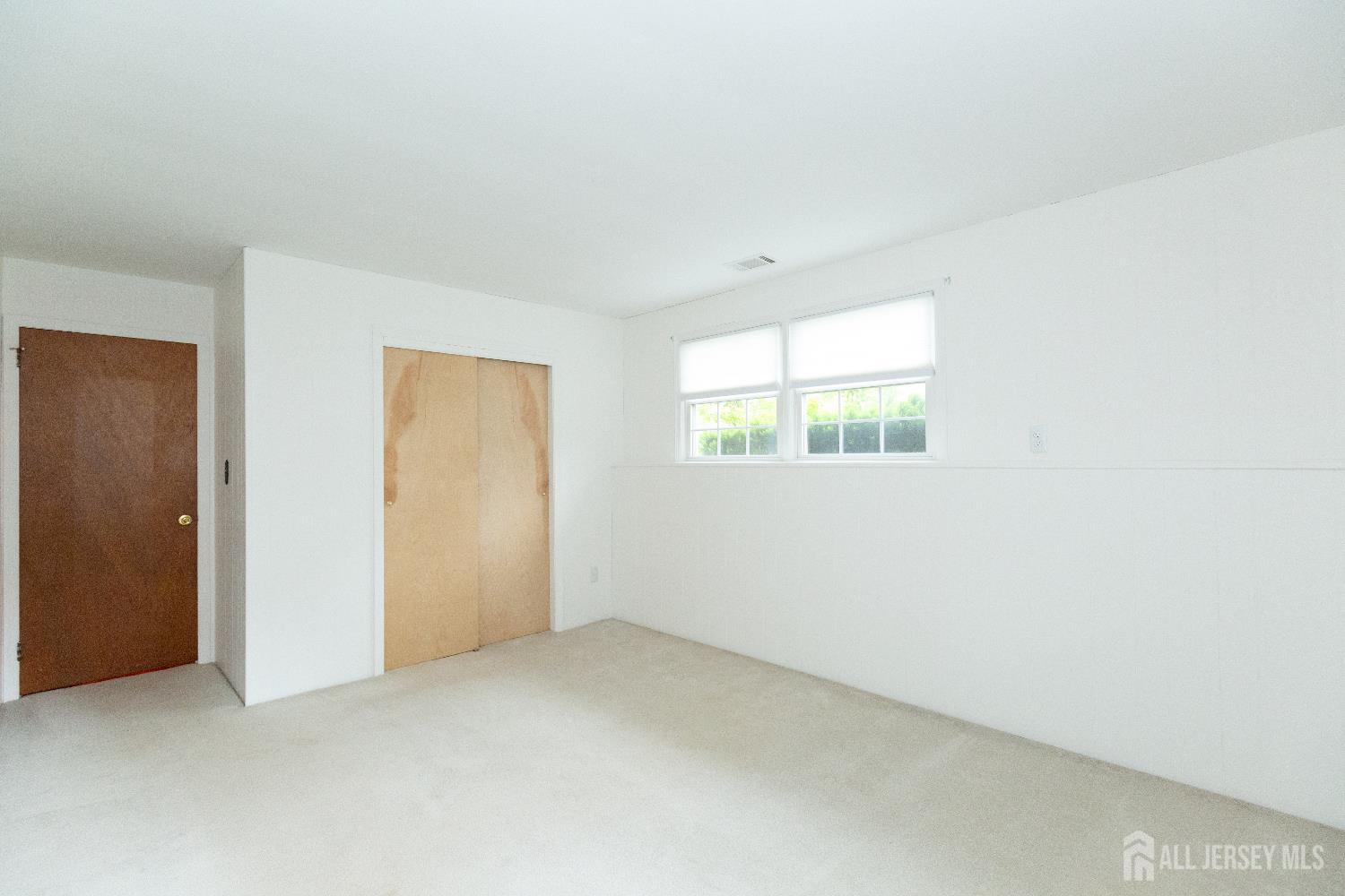 28 Beechwood Avenue, Edison, New Jersey image 37