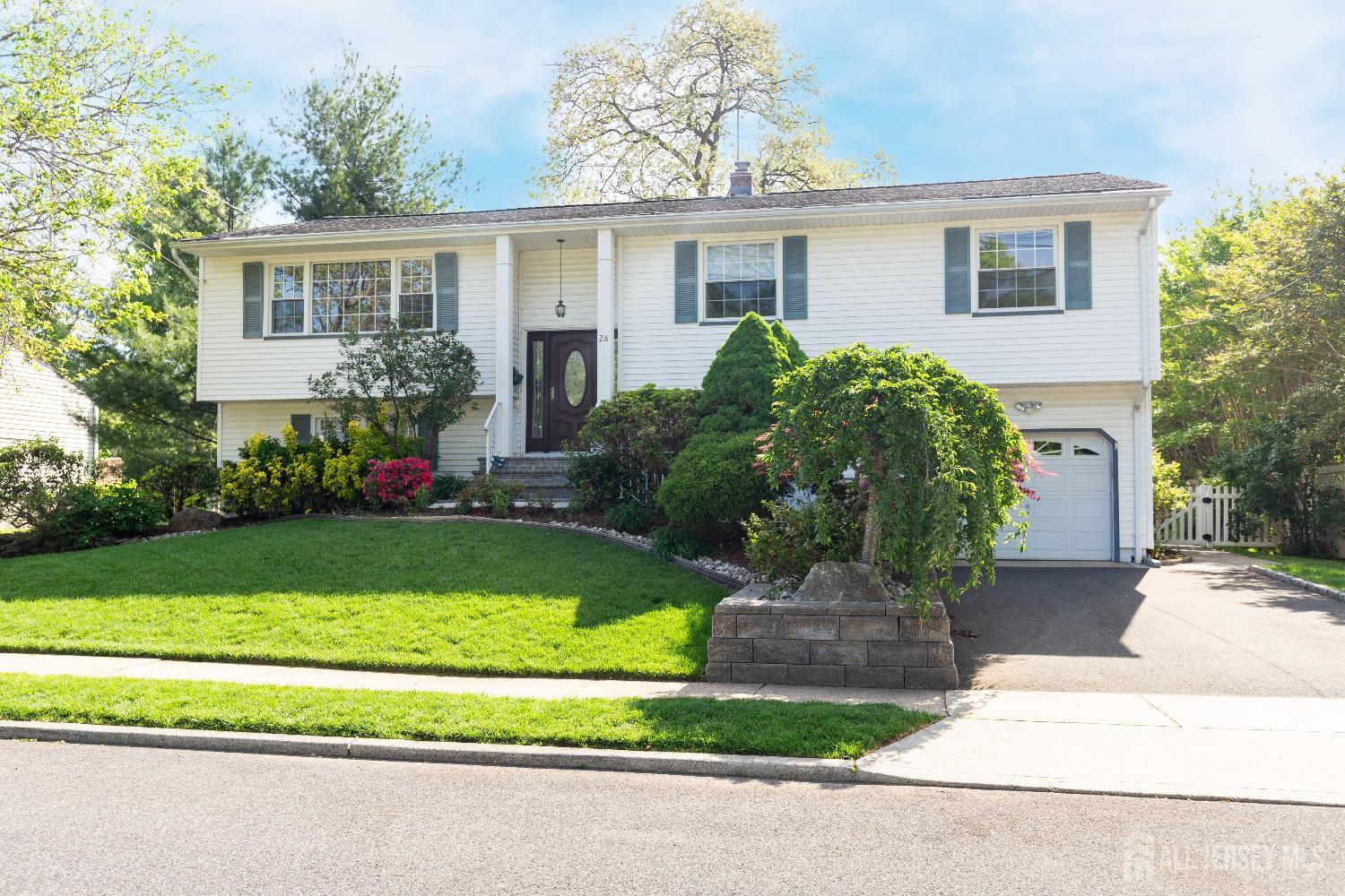 28 Beechwood Avenue, Edison, New Jersey image 1