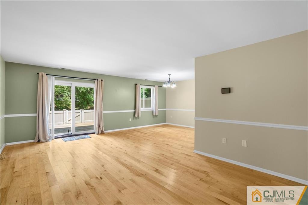 Plainsboro, New Jersey 08536, United States, 3 Bedrooms Bedrooms, ,3 BathroomsBathrooms,Residential,Active,55675