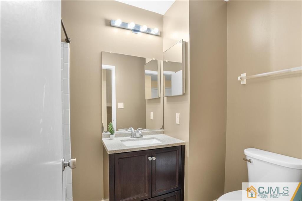 Plainsboro, New Jersey 08536, United States, 3 Bedrooms Bedrooms, ,3 BathroomsBathrooms,Residential,Active,55675