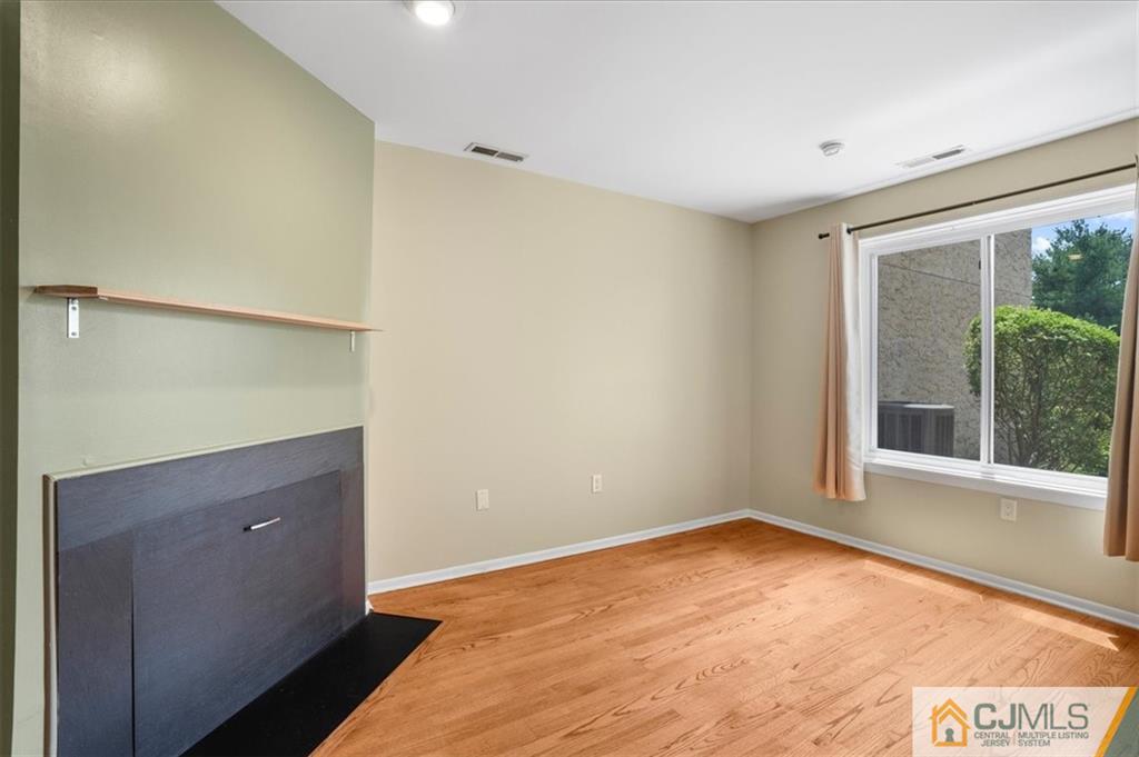 Plainsboro, New Jersey 08536, United States, 3 Bedrooms Bedrooms, ,3 BathroomsBathrooms,Residential,Active,55675