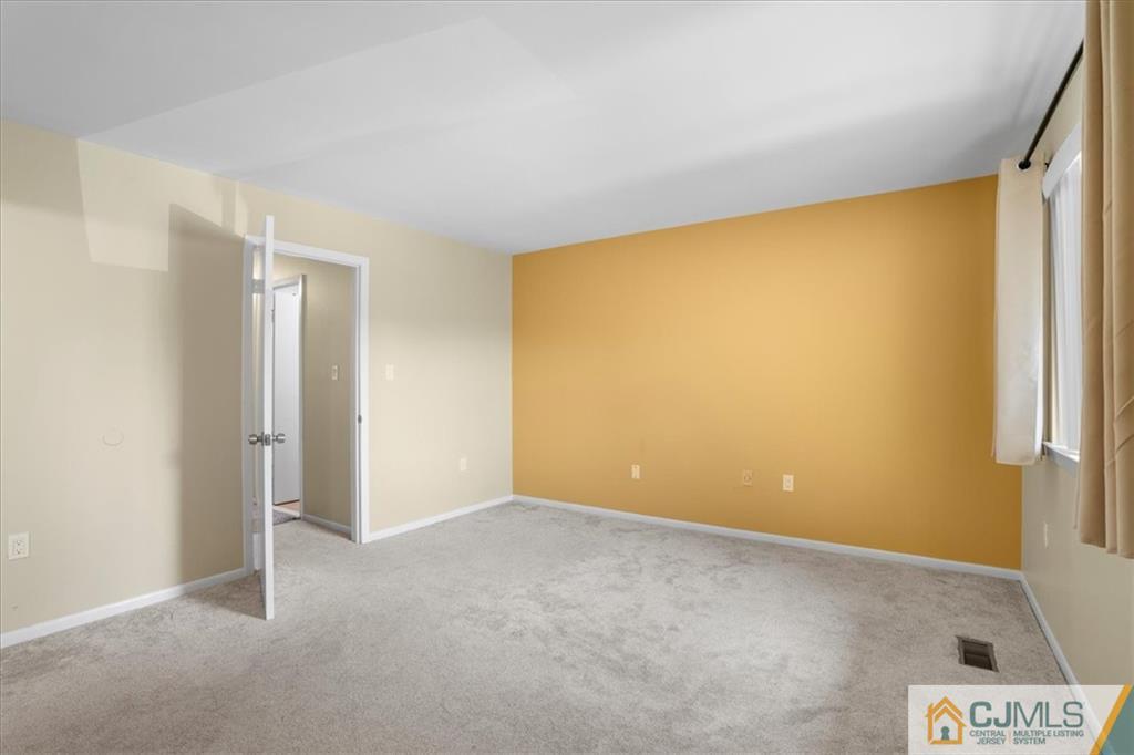 Plainsboro, New Jersey 08536, United States, 3 Bedrooms Bedrooms, ,3 BathroomsBathrooms,Residential,Active,55675