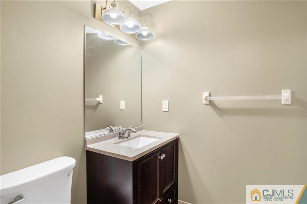 Plainsboro, New Jersey 08536, United States, 3 Bedrooms Bedrooms, ,3 BathroomsBathrooms,Residential,Active,55675