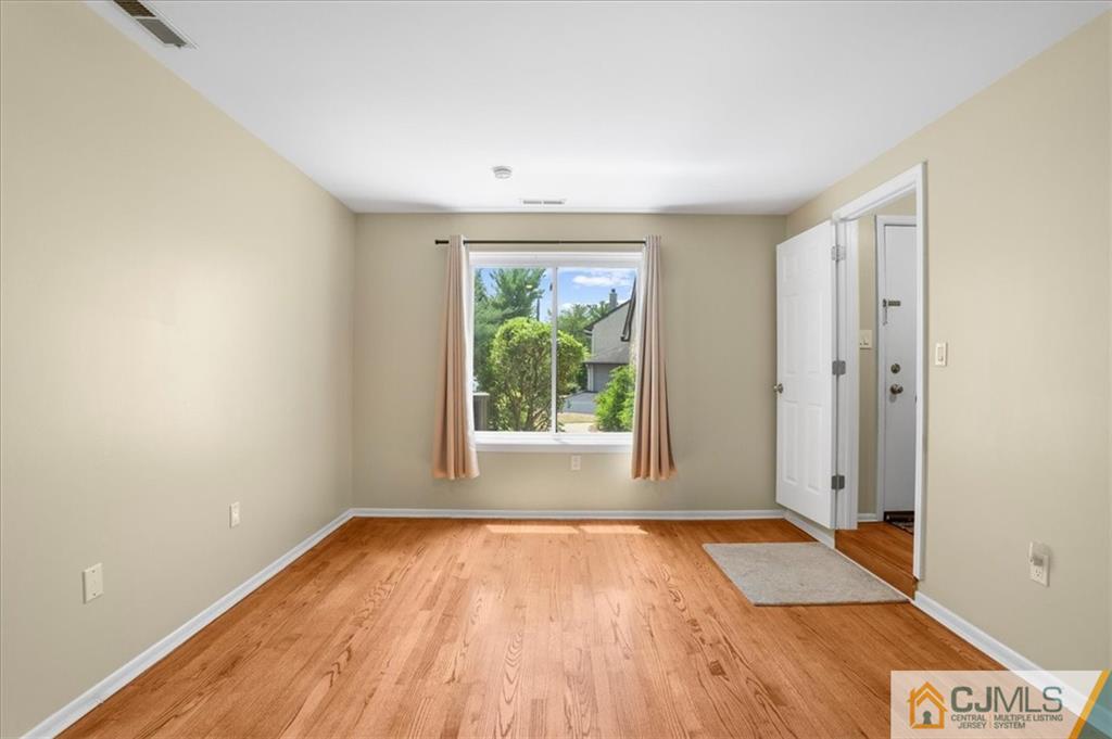 Plainsboro, New Jersey 08536, United States, 3 Bedrooms Bedrooms, ,3 BathroomsBathrooms,Residential,Active,55675