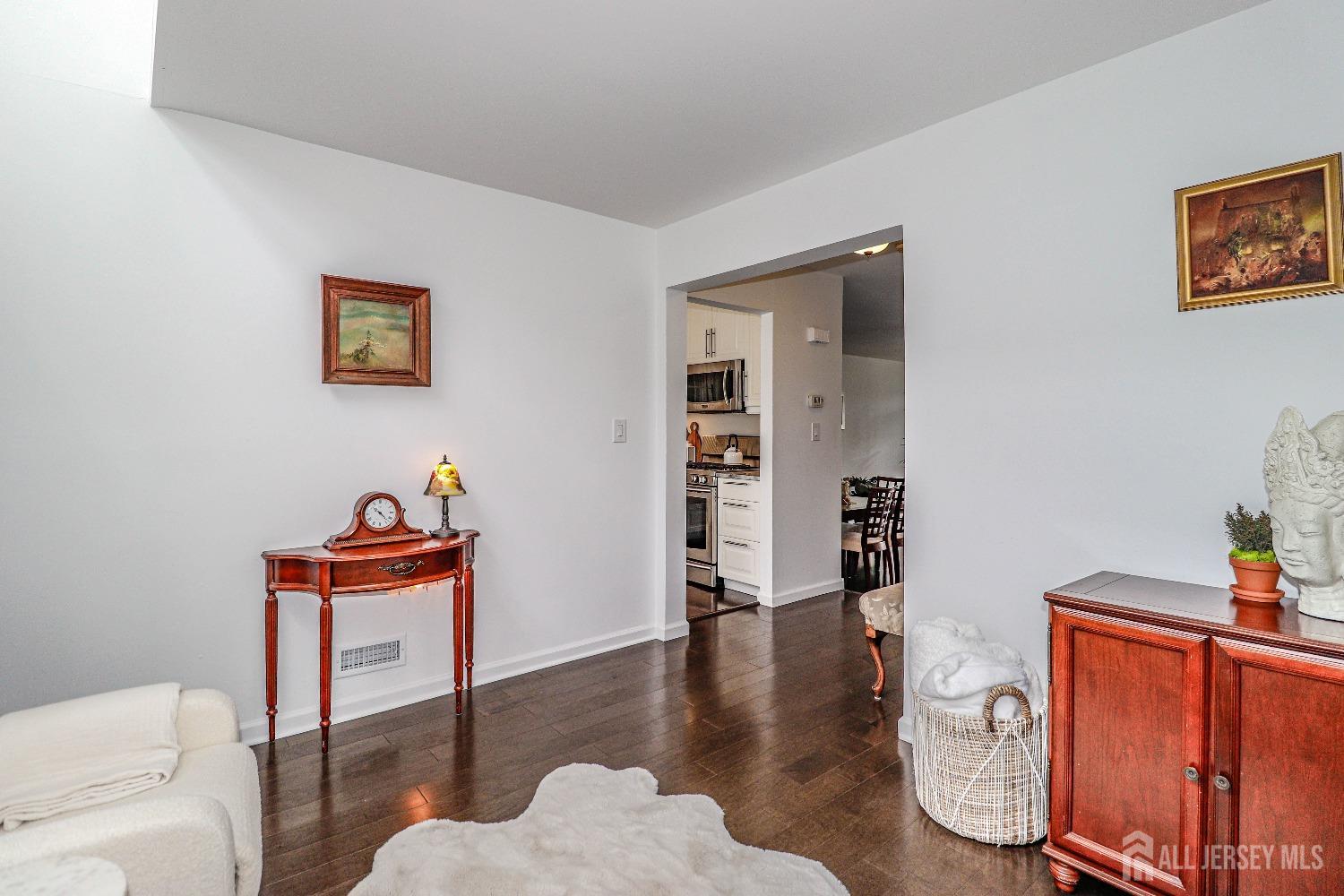 29 Ardsley Square, Parlin, New Jersey image 10