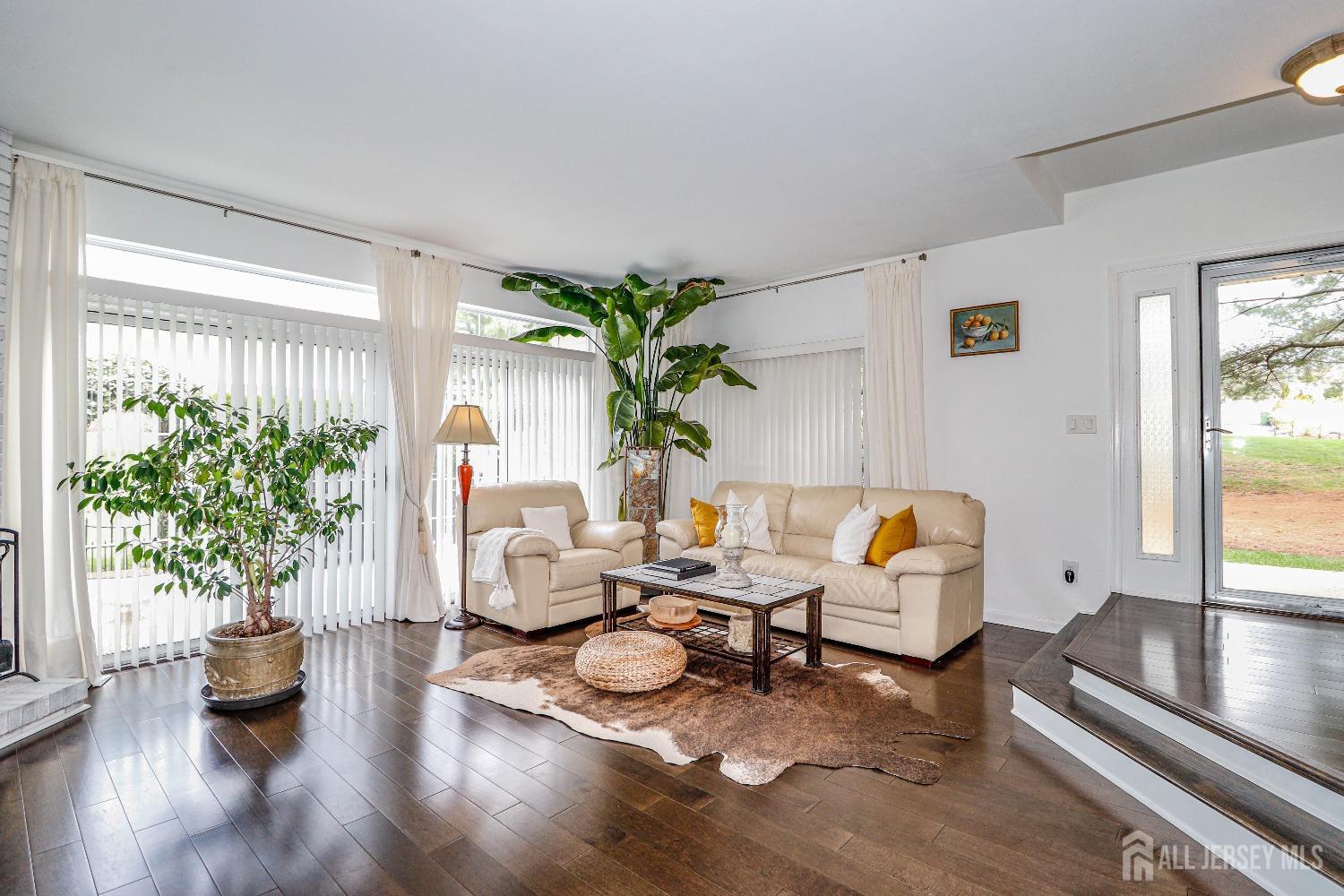 29 Ardsley Square, Parlin, New Jersey image 3
