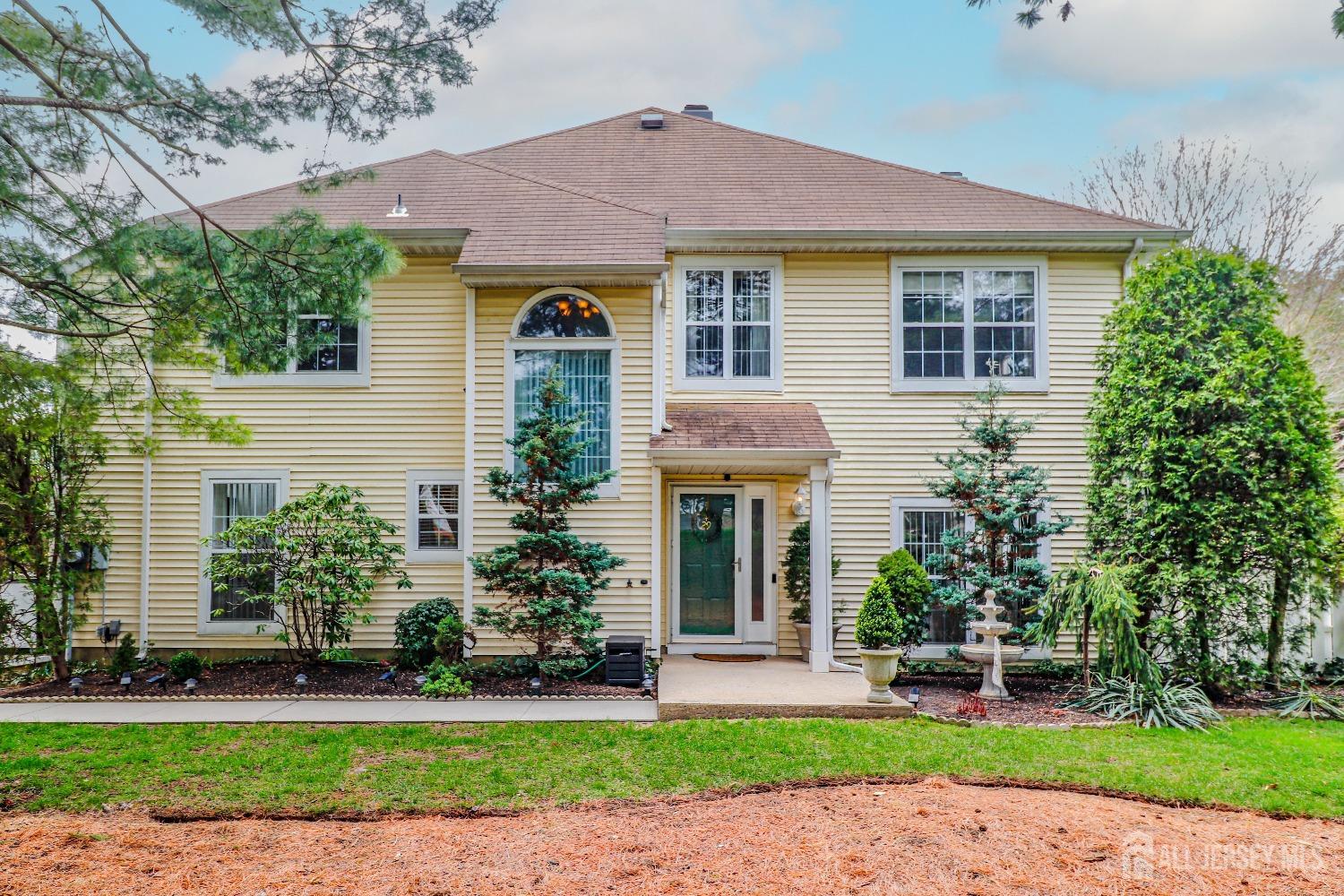 29 Ardsley Square, Parlin, New Jersey image 1