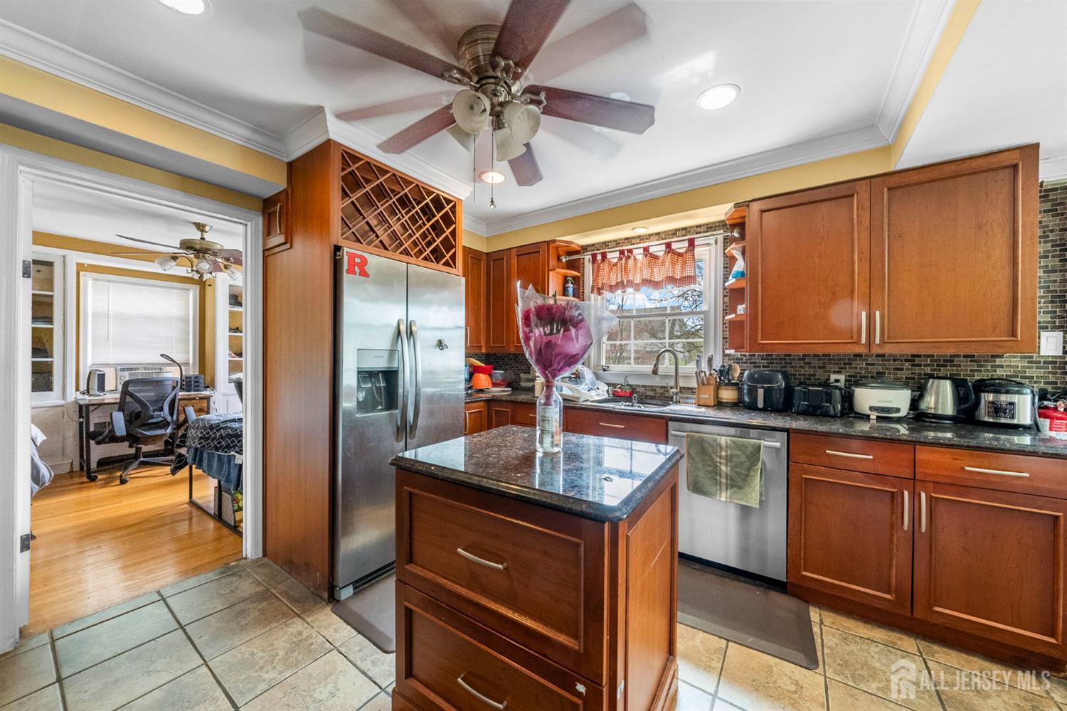 286 Easton Avenue, New Brunswick, New Jersey image 6