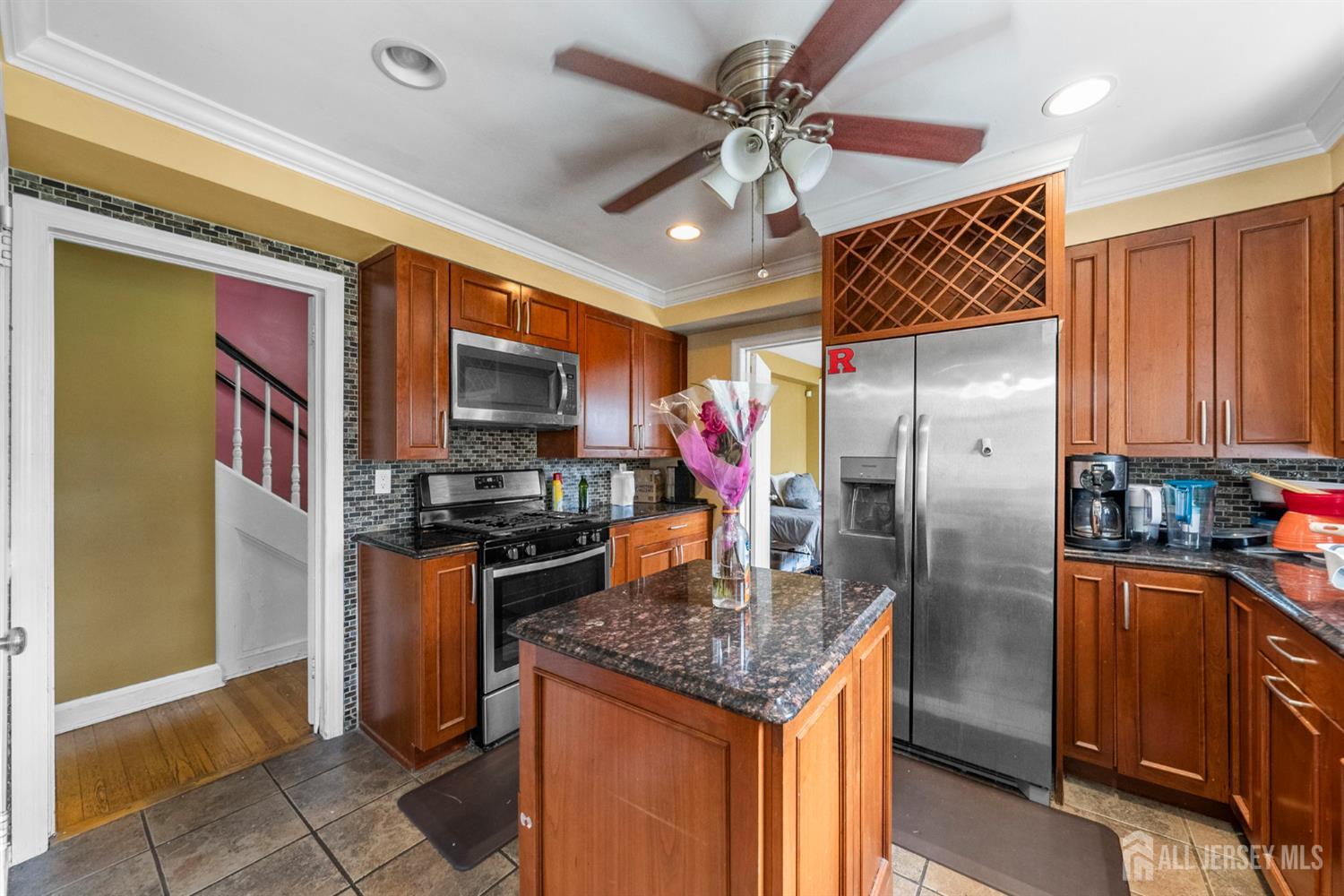 286 Easton Avenue, New Brunswick, New Jersey image 4