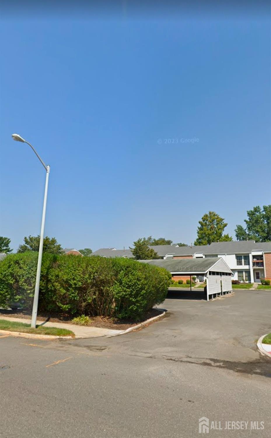 3 Twin River Drive K