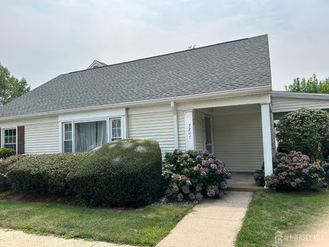 Condo For Sale - 220 Manchester Lane #C<br/> Monroe Township, NJ 08831