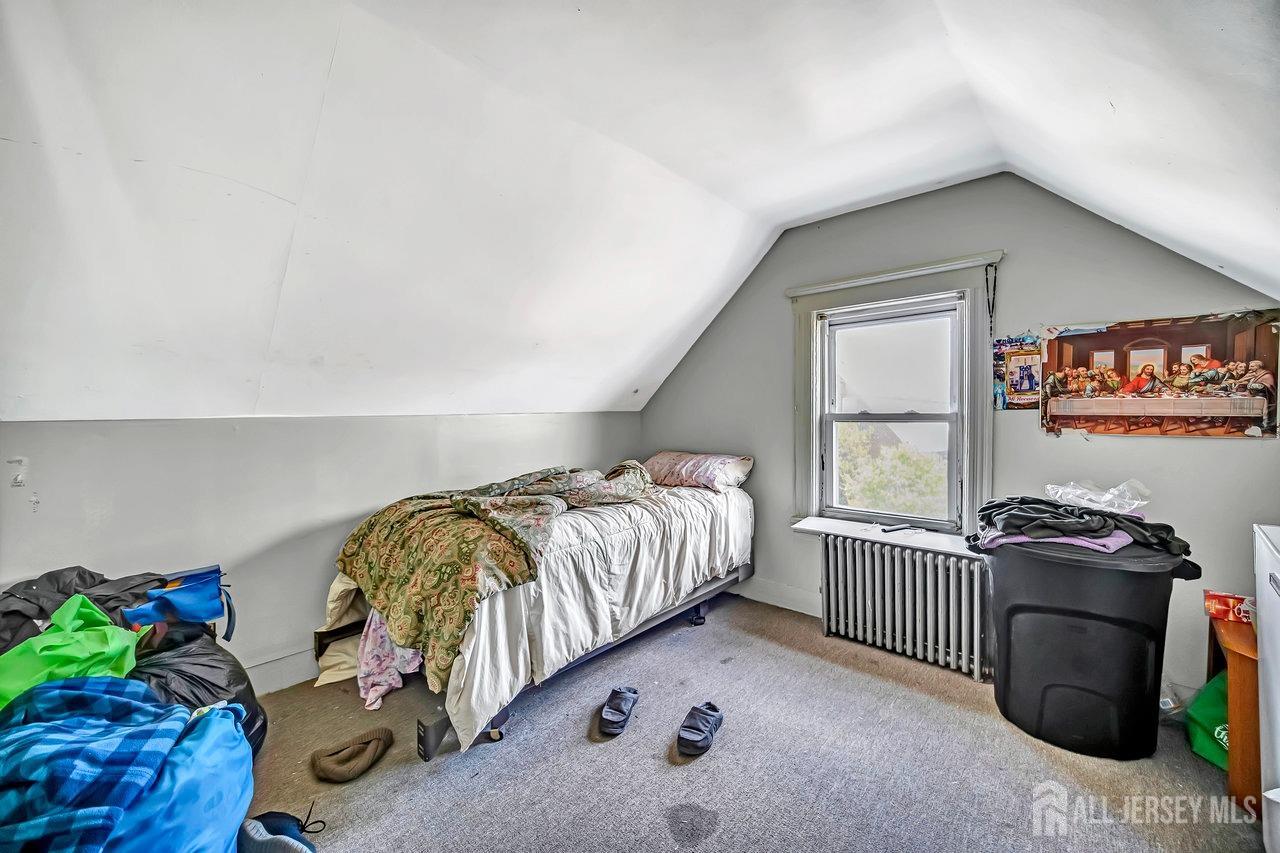 61 Thornall Street, Carteret, New Jersey image 23