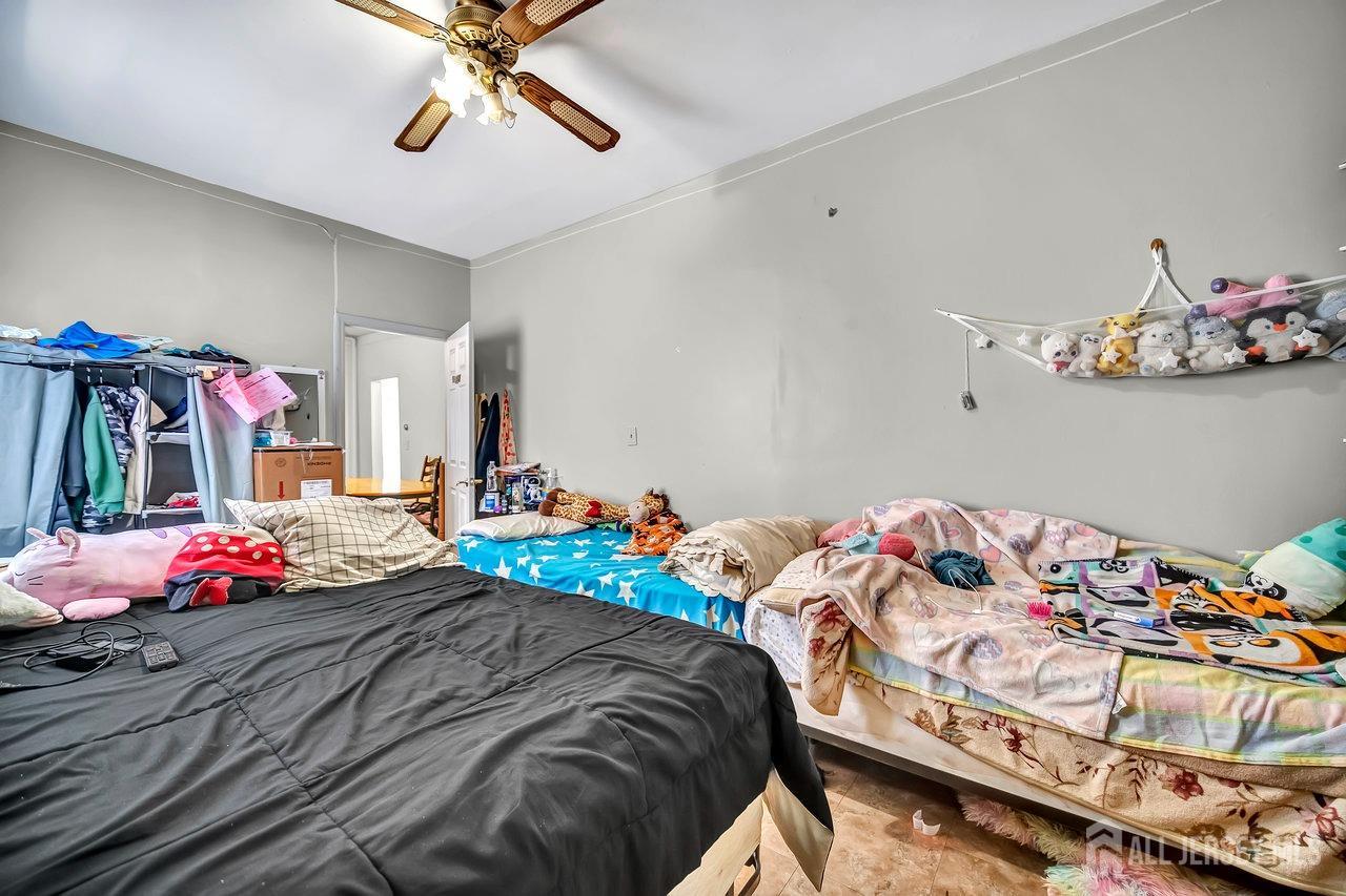 61 Thornall Street, Carteret, New Jersey image 16