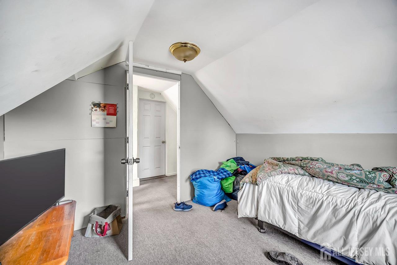 61 Thornall Street, Carteret, New Jersey image 21