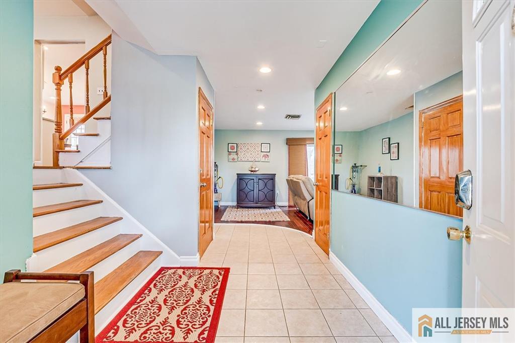 6 Mockingbird Road, Edison, New Jersey image 5