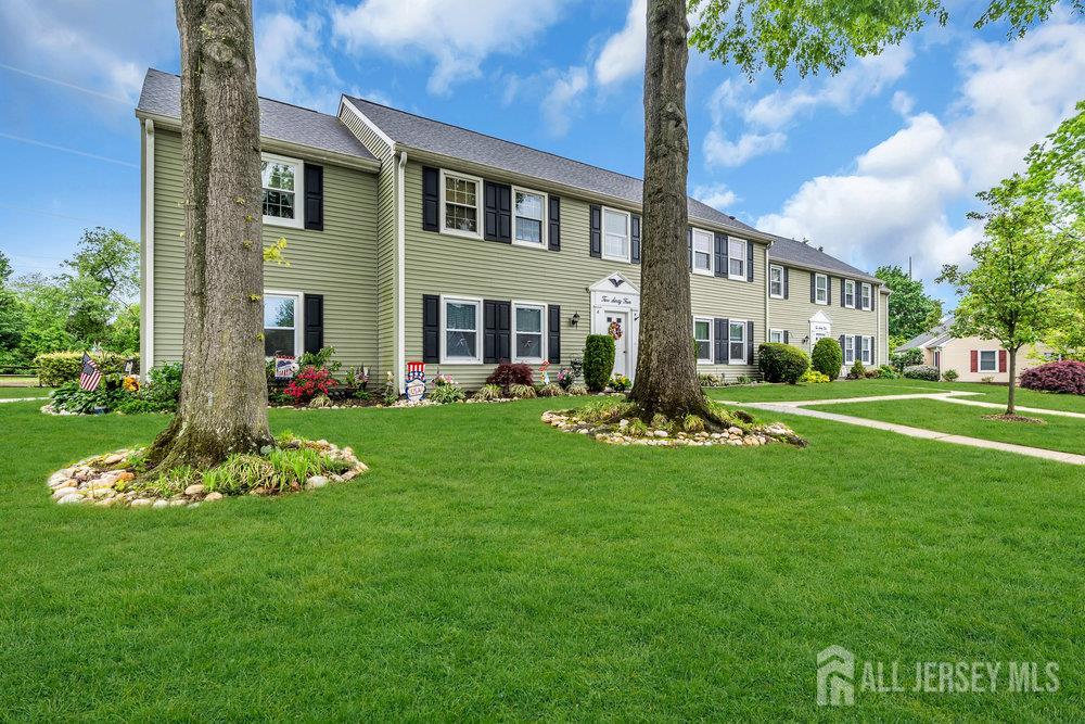 264 Middlebury Lane #A, Monroe Township, New Jersey image 2