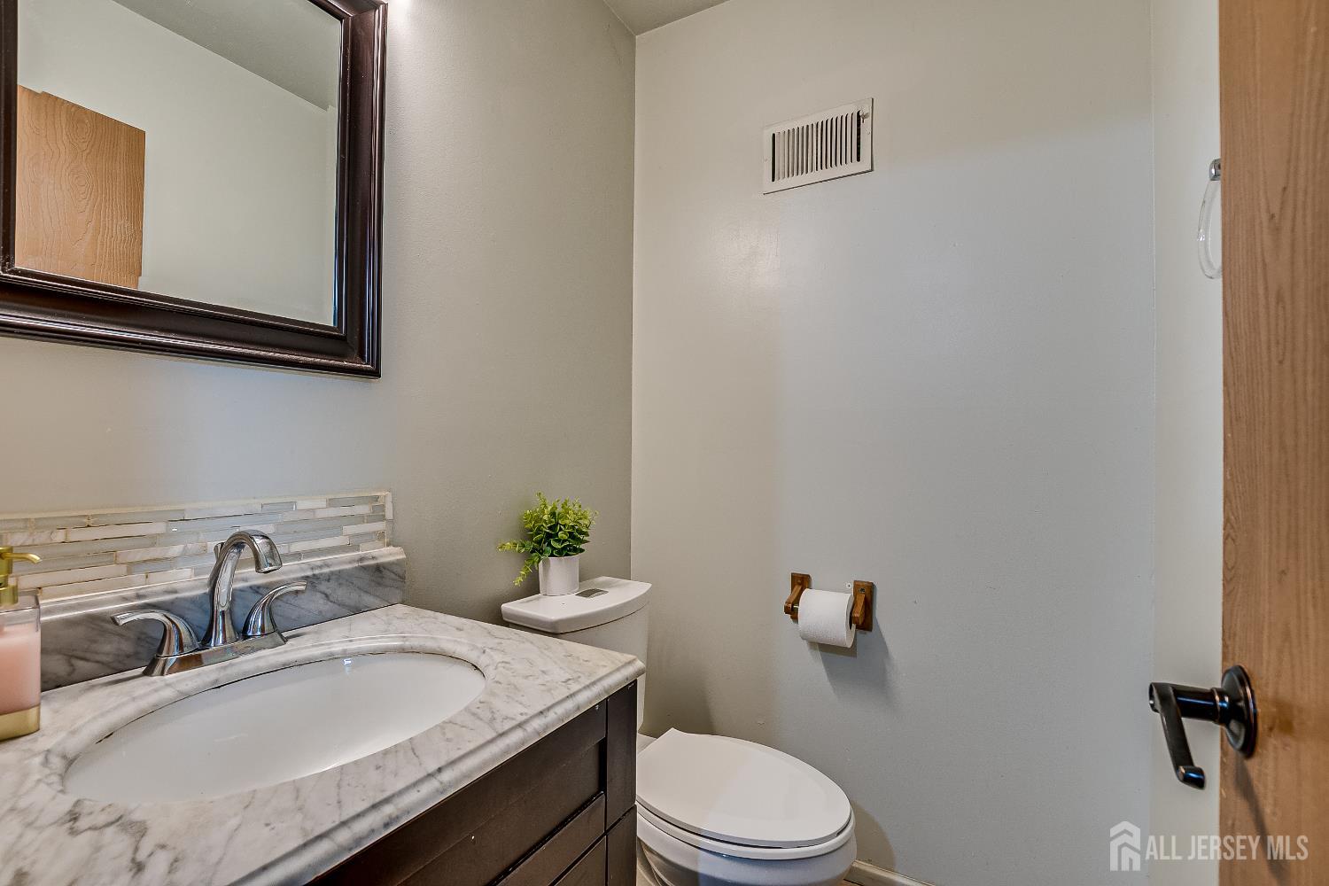 1 Sewell Avenue, Piscataway, New Jersey image 23