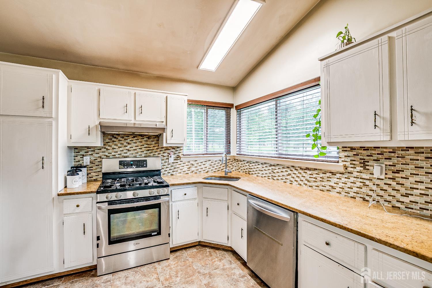 1 Sewell Avenue, Piscataway, New Jersey image 19
