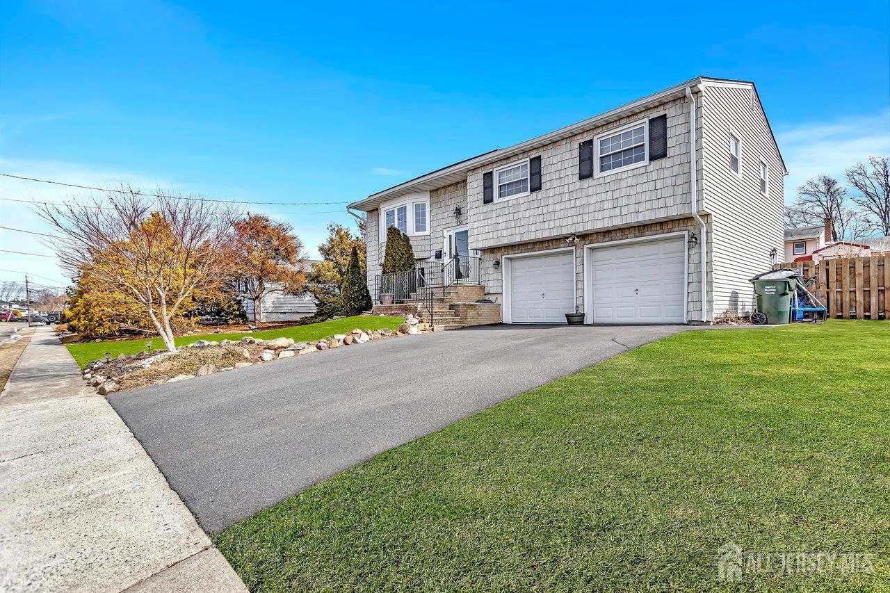 411 S Plainfield Avenue, South Plainfield, New Jersey image 2