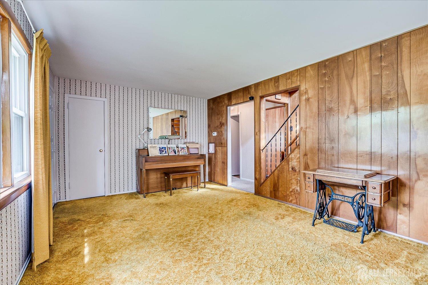 12 N Pennington Road, New Brunswick, New Jersey image 5