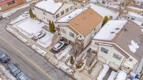 Homes For Sale - 292 Pershing Avenue<br/> Carteret, NJ 07008