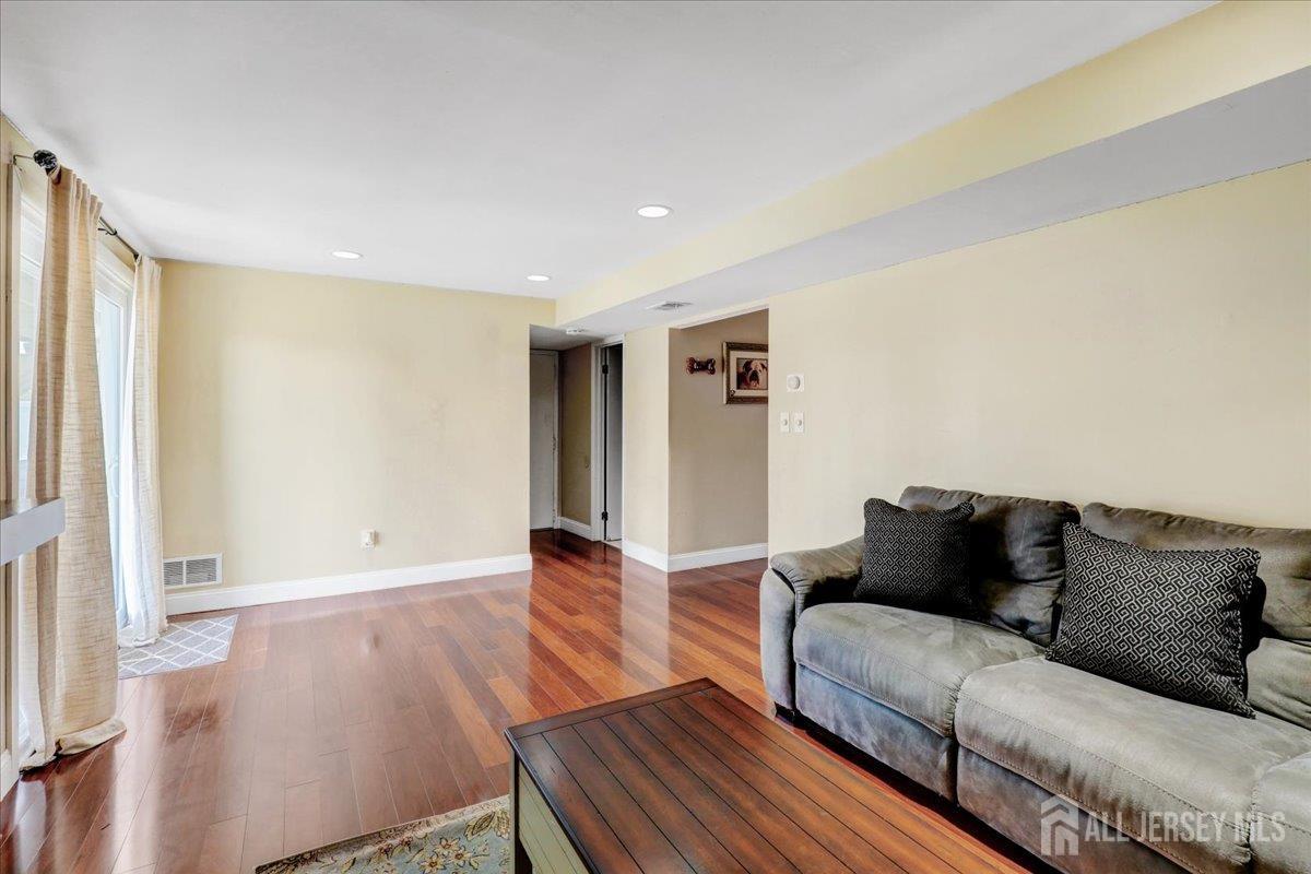 16 Dutch Valley Road, Howell, New Jersey image 24