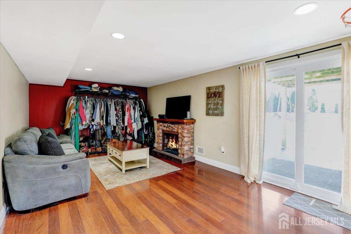 16 Dutch Valley Road, Howell, New Jersey image 23