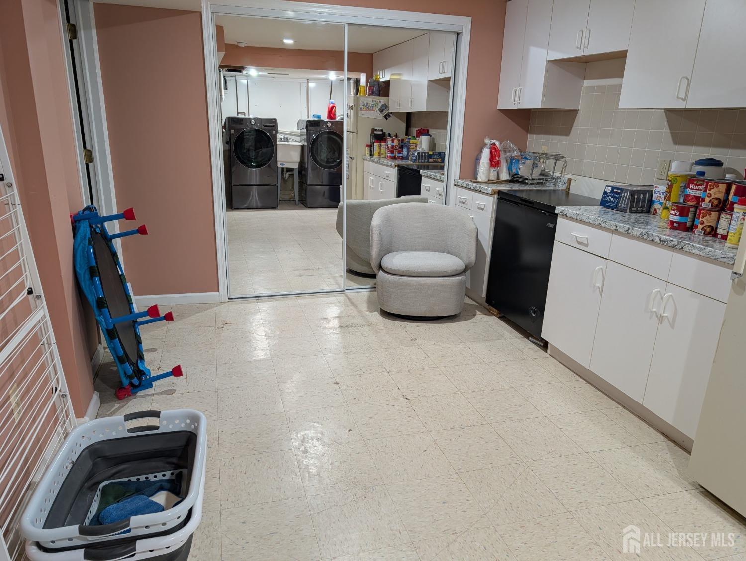 40 Green Acres Avenue, East Brunswick, New Jersey image 27
