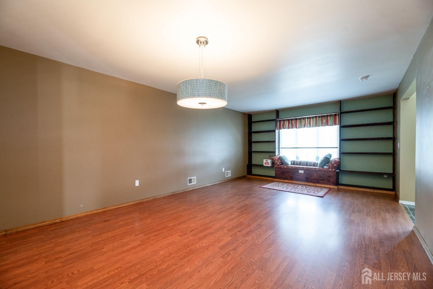 3 Samuel Drive, South River, New Jersey image 10