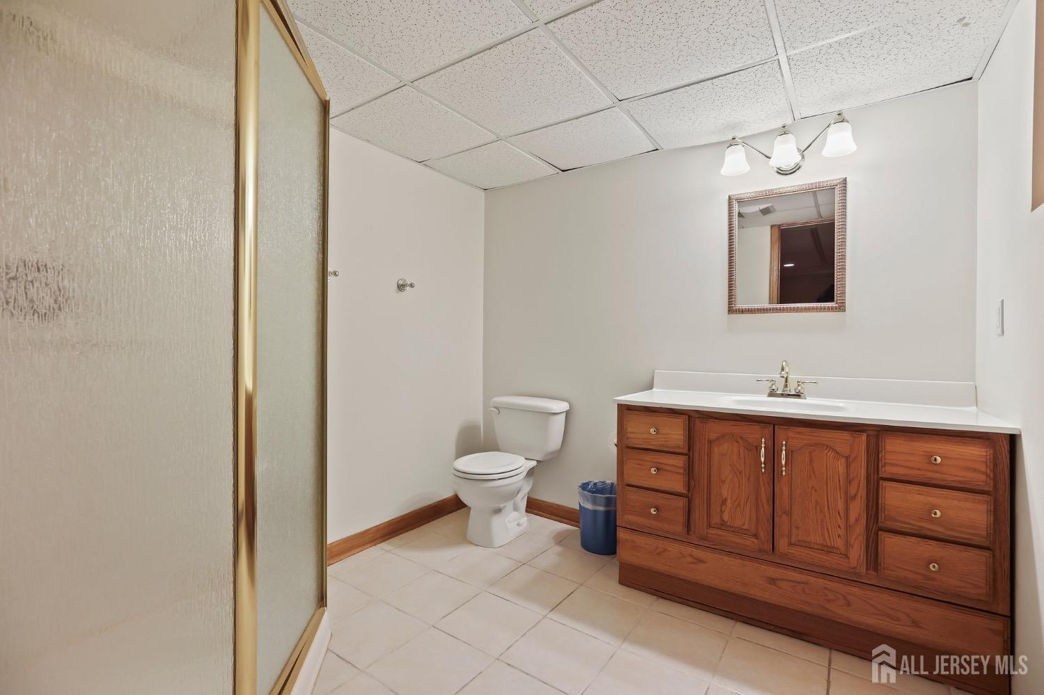 56 Ivanhoe Drive, Manalapan, New Jersey image 33